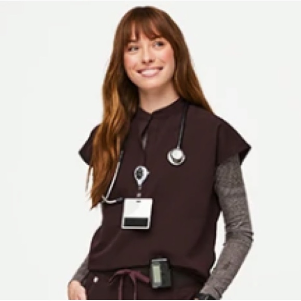 Figs Women’s Espresso Rafaela Top-Size Large